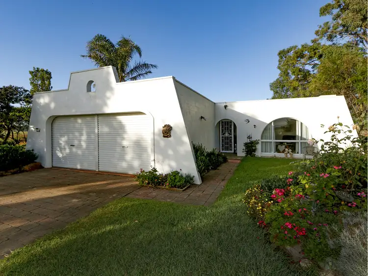 729 Llowalong Road, Llowalong VIC 3862