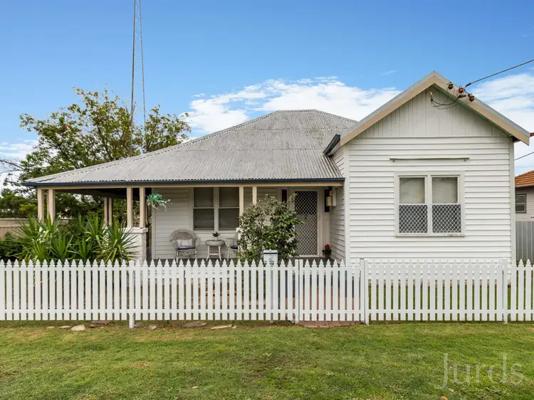 2 Fourth Street, Cessnock NSW 2325