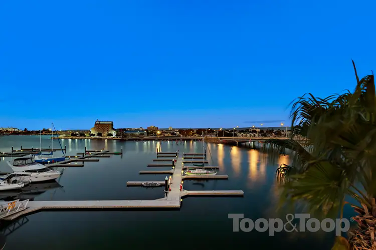19 Tarni Court, New Port SA 5015