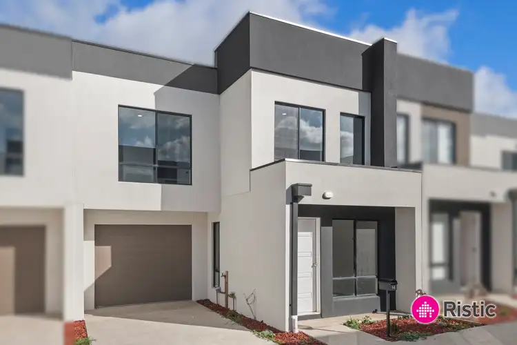 Main view of Homely townhouse listing, 14 Daydream Place, Wollert VIC 3750