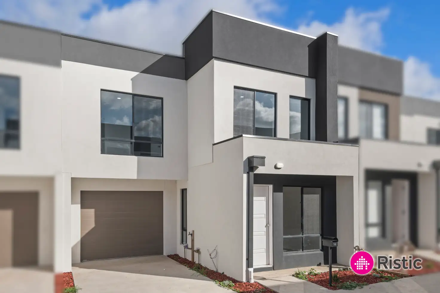 Main view of Homely townhouse listing, 14 Daydream Place, Wollert VIC 3750
