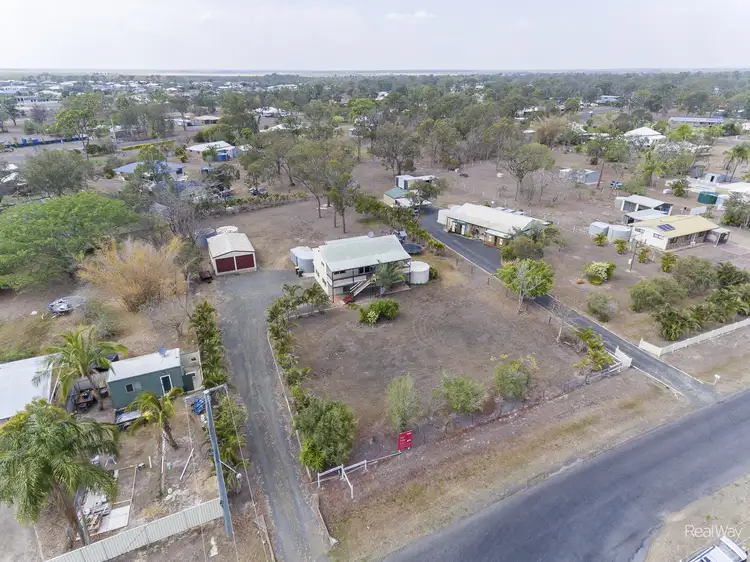 2 Gunsynd Grove, Branyan QLD 4670