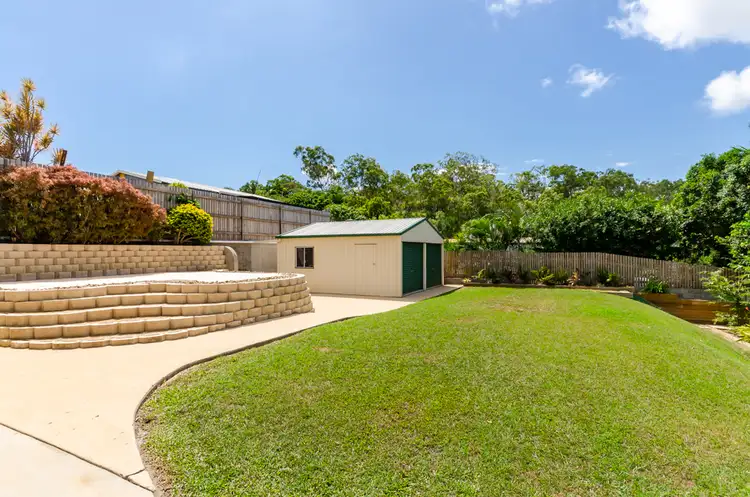15 Oxley Drive, South Gladstone QLD 4680