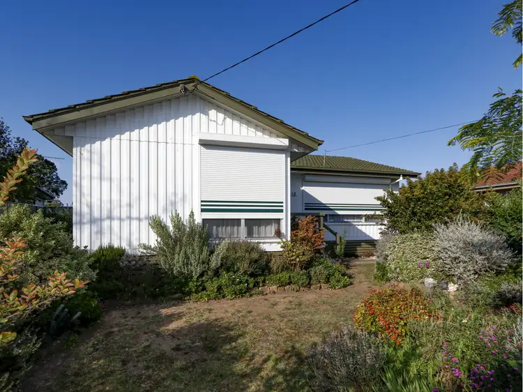 12 Elston Court, Sale VIC 3850