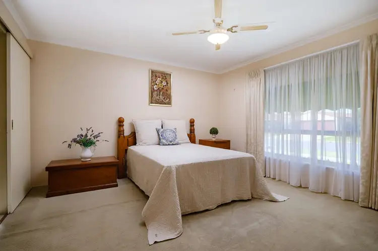Sixth view of Homely house listing, 6 Paramount Court, Wodonga VIC 3690