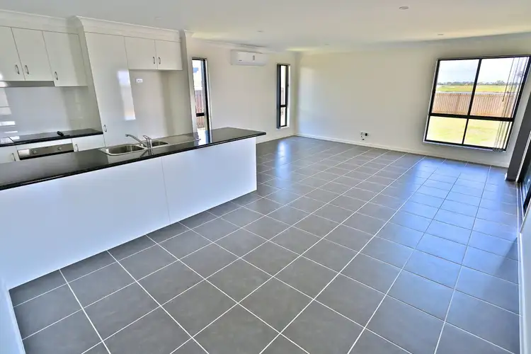 Fourth view of Homely house listing, 39 Sorrento Way, Zilzie QLD 4710