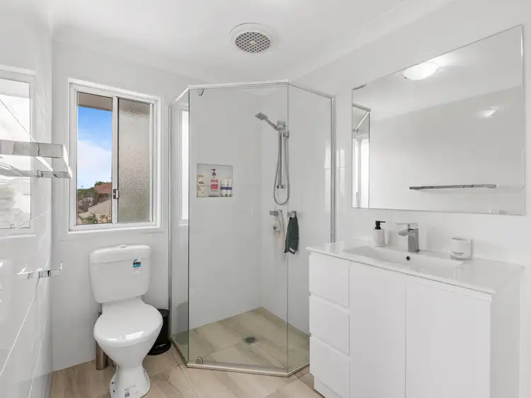 Fifth view of Homely house listing, 11 Respall Way, Arundel QLD 4214