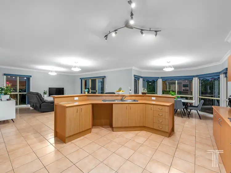 Fifth view of Homely house listing, 9 Marlborough Place, Carindale QLD 4152