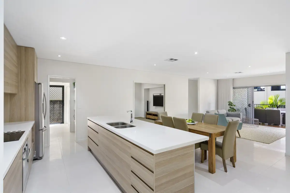 Main view of Homely house listing, 15 Ballah Crescent, Highland Park QLD 4211