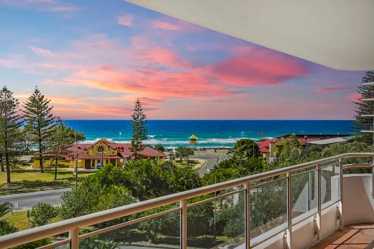 20/3 'Pintari' Cunningham Avenue, Main Beach QLD 4217