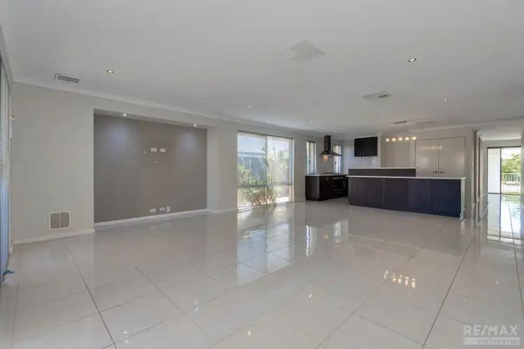 Sixth view of Homely house listing, 6 Bahama Way, Banksia Grove WA 6031