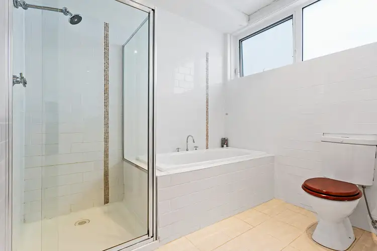 Sixth view of Homely apartment listing, 3/1227 Burke Road, Kew VIC 3101