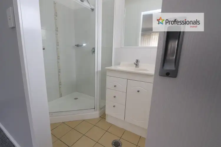 Fifth view of Homely semi-detached listing, 3B Kingfisher Drive, Inverell NSW 2360
