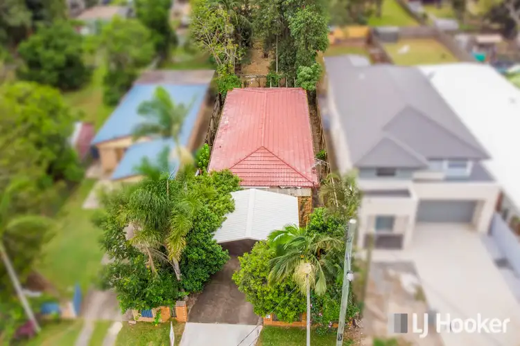 Second view of Homely house listing, 35 Leon Street, Thorneside QLD 4158