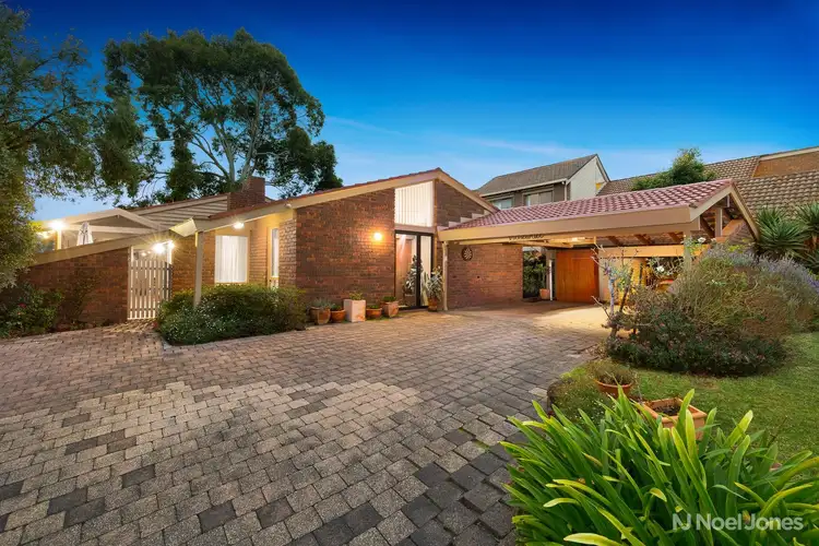 2 Buvelot Wynd, Doncaster East VIC 3109