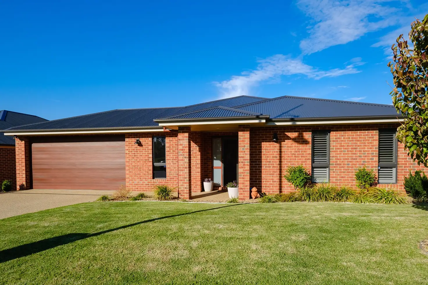 Main view of Homely house listing, 14 Ruthven Circuit, Wodonga VIC 3690