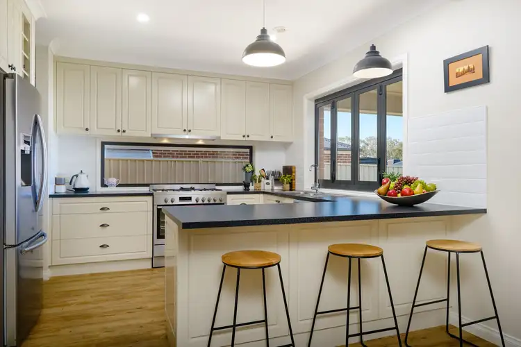 Second view of Homely house listing, 14 Ruthven Circuit, Wodonga VIC 3690