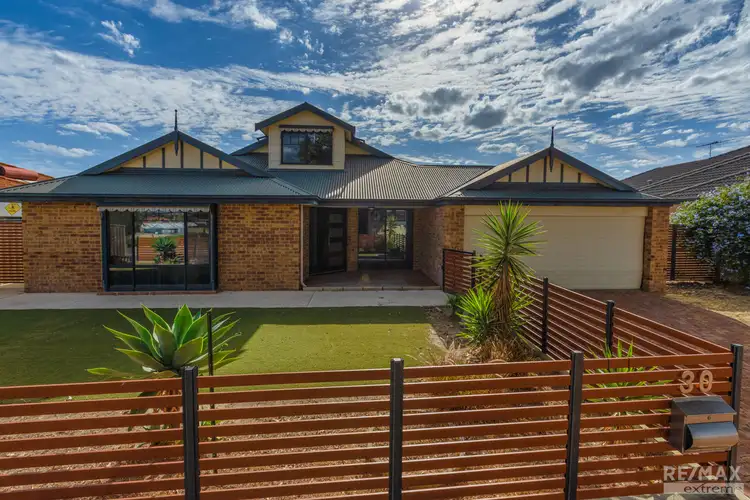 30 Roxburgh Circle, Kinross WA 6028