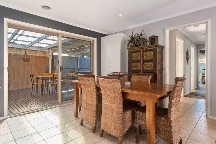 Third view of Homely house listing, 5 Deborah Court, Skye VIC 3977