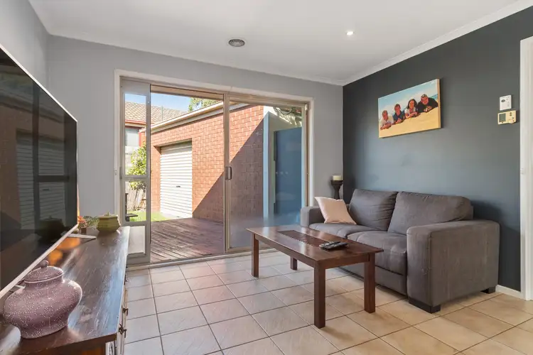 Sixth view of Homely house listing, 5 Deborah Court, Skye VIC 3977