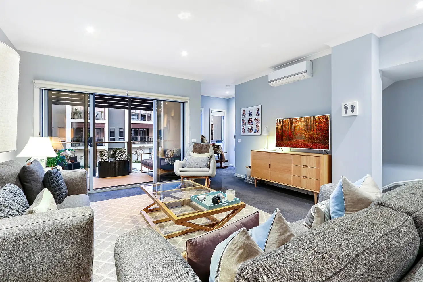 Main view of Homely townhouse listing, 6 Pearson Street, Mornington VIC 3931