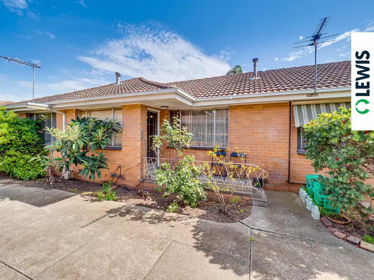 4/3 Balloan Street, Coburg VIC 3058