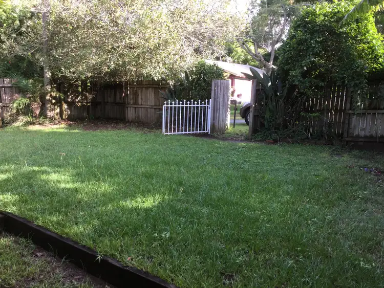 Sixth view of Homely house listing, 10 Marana Street, Coochiemudlo Island QLD 4184