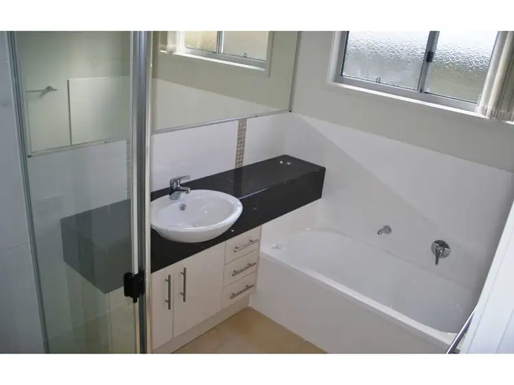 Fifth view of Homely house listing, 6 Tageruba Street, Coochiemudlo Island QLD 4184