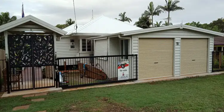 Second view of Homely house listing, 8 Dawn Street, Coochiemudlo Island QLD 4184