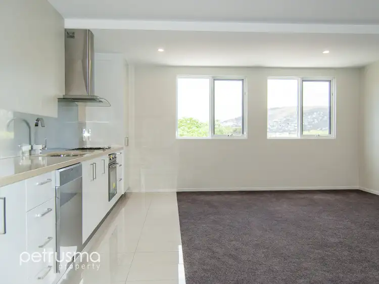 Fourth view of Homely apartment listing, 2/36 Fitzroy Place, Dynnyrne TAS 7005