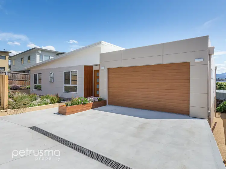 Main view of Homely unit listing, 2/33 East Derwent Highway, Rose Bay TAS 7015