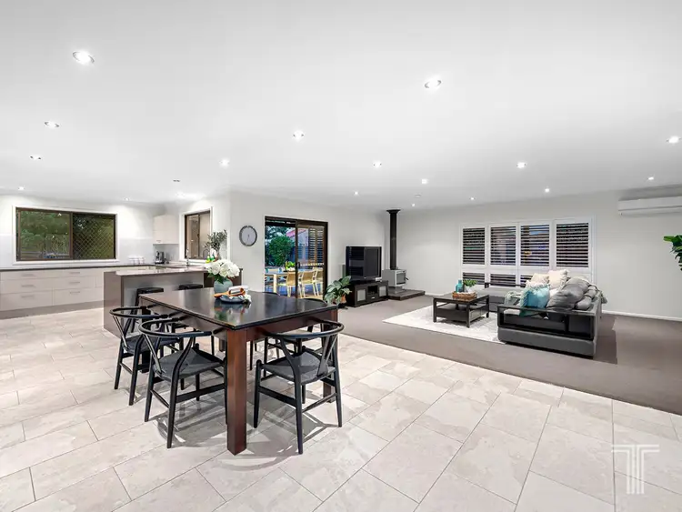 Sixth view of Homely house listing, 5 Shead Court, Carindale QLD 4152