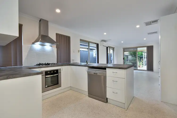 Sixth view of Homely house listing, 7 Dillwynia Bend, Banksia Grove WA 6031