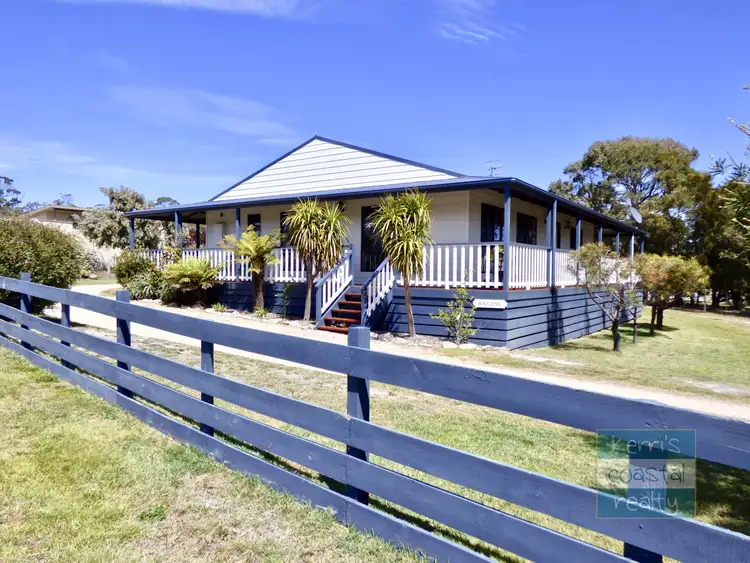 2 Barnett Close, Binalong Bay TAS 7216
