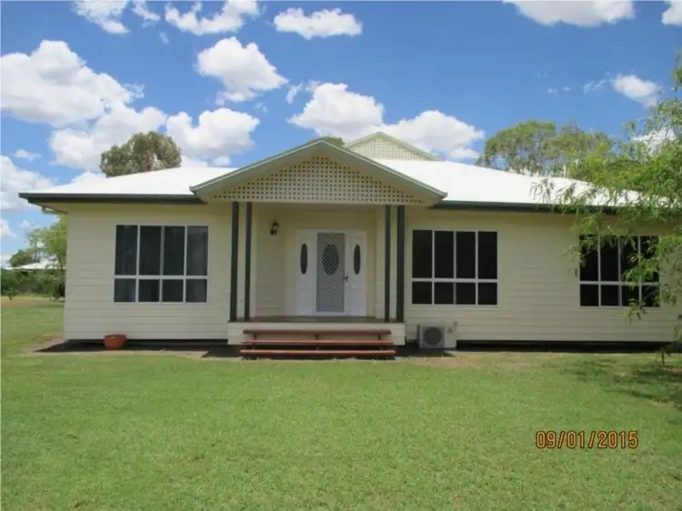 81 Summer Avenue, Dalby QLD 4405
