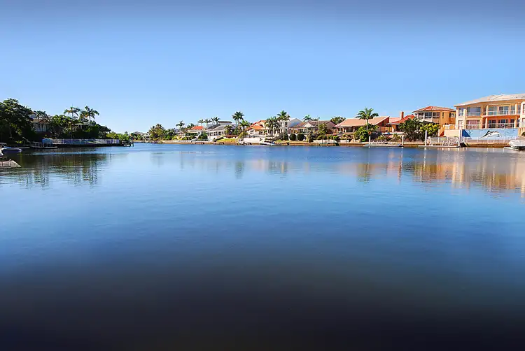48 Barrier Reef Drive, Mermaid Waters QLD 4218