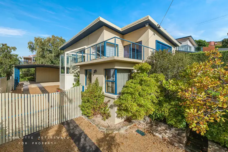 26 Red Chapel Avenue, Sandy Bay TAS 7005