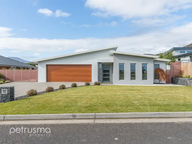 101 Glebe Road, New Norfolk TAS 7140