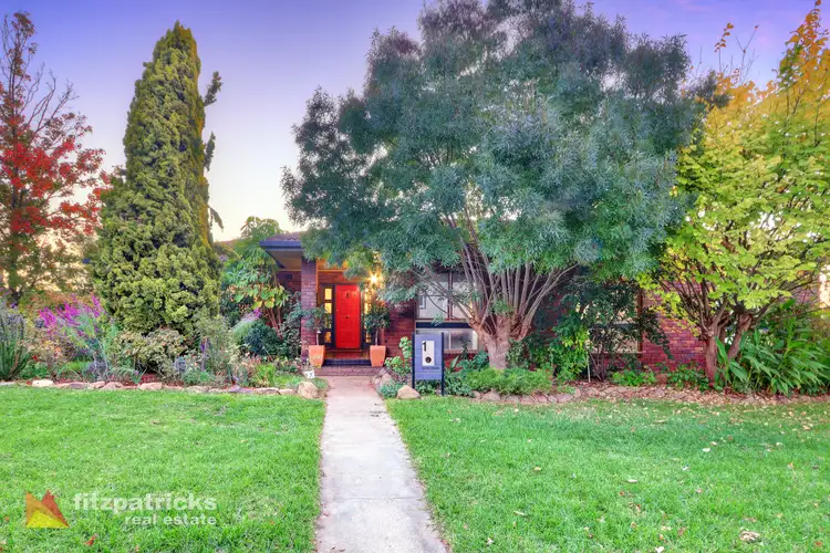 1 Banks Avenue, Kooringal NSW 2650