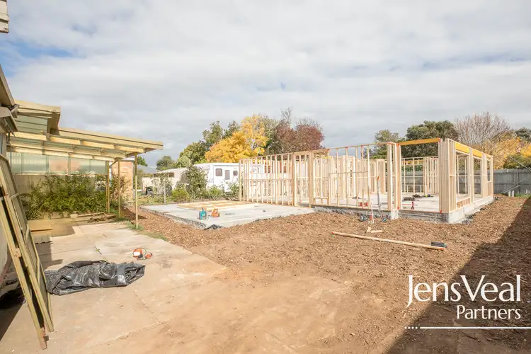 16a Longley Street