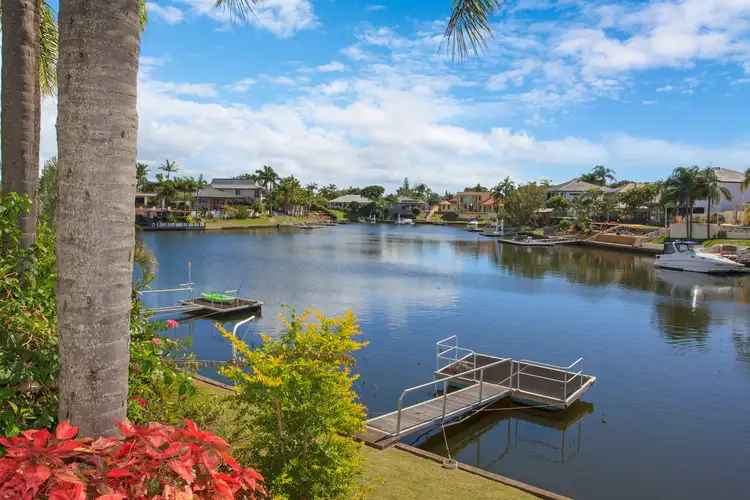Second view of Homely house listing, 5 Crestmore Court, Mermaid Waters QLD 4218