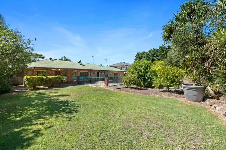 4 Discovery Drive, Little Mountain QLD 4551