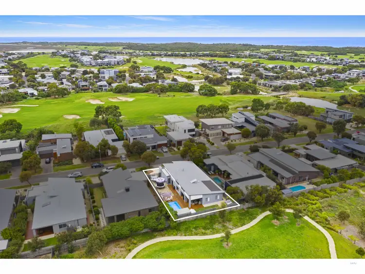 14 Ballyliffen Crescent, Torquay VIC 3228