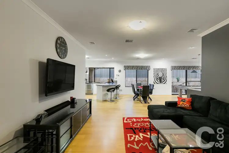 Sixth view of Homely house listing, 6 Dalrymple Drive, Leda WA 6170