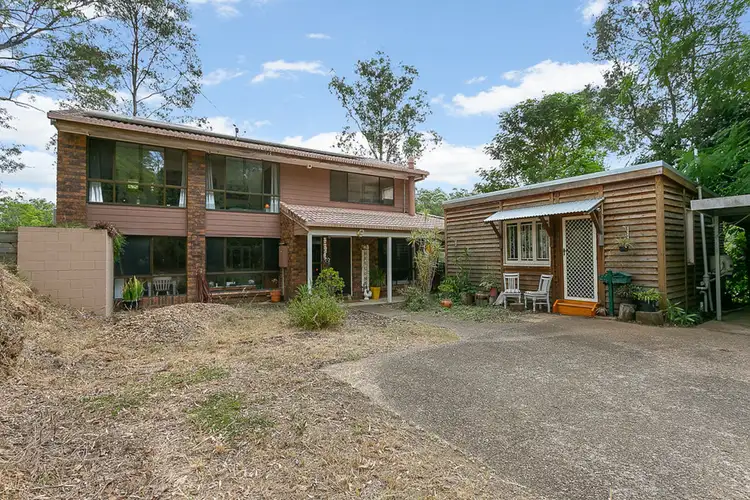 39 Illoura Grove, Karana Downs QLD 4306