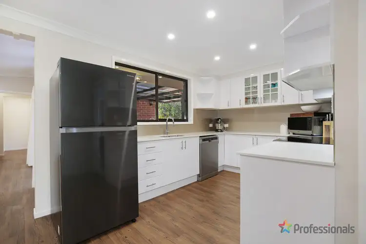 2 Peters Place, Armidale NSW 2350
