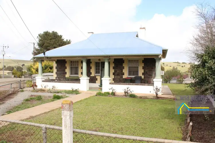 8 The Crescent, Burra SA 5417