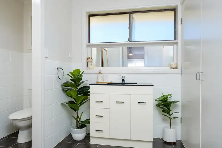 Sixth view of Homely house listing, 9 Elsa Court, Wodonga VIC 3690