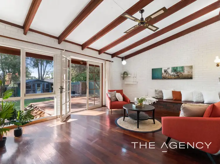 10 Winjana Road, Lesmurdie WA 6076