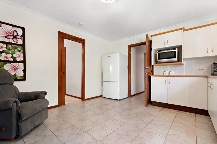 Sixth view of Homely house listing, 8 Ibis Close, Mount Hutton NSW 2290